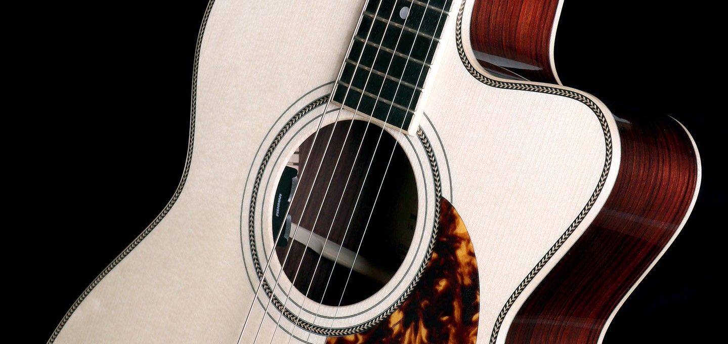 COMMENT CHOISIR SA GUITARE
