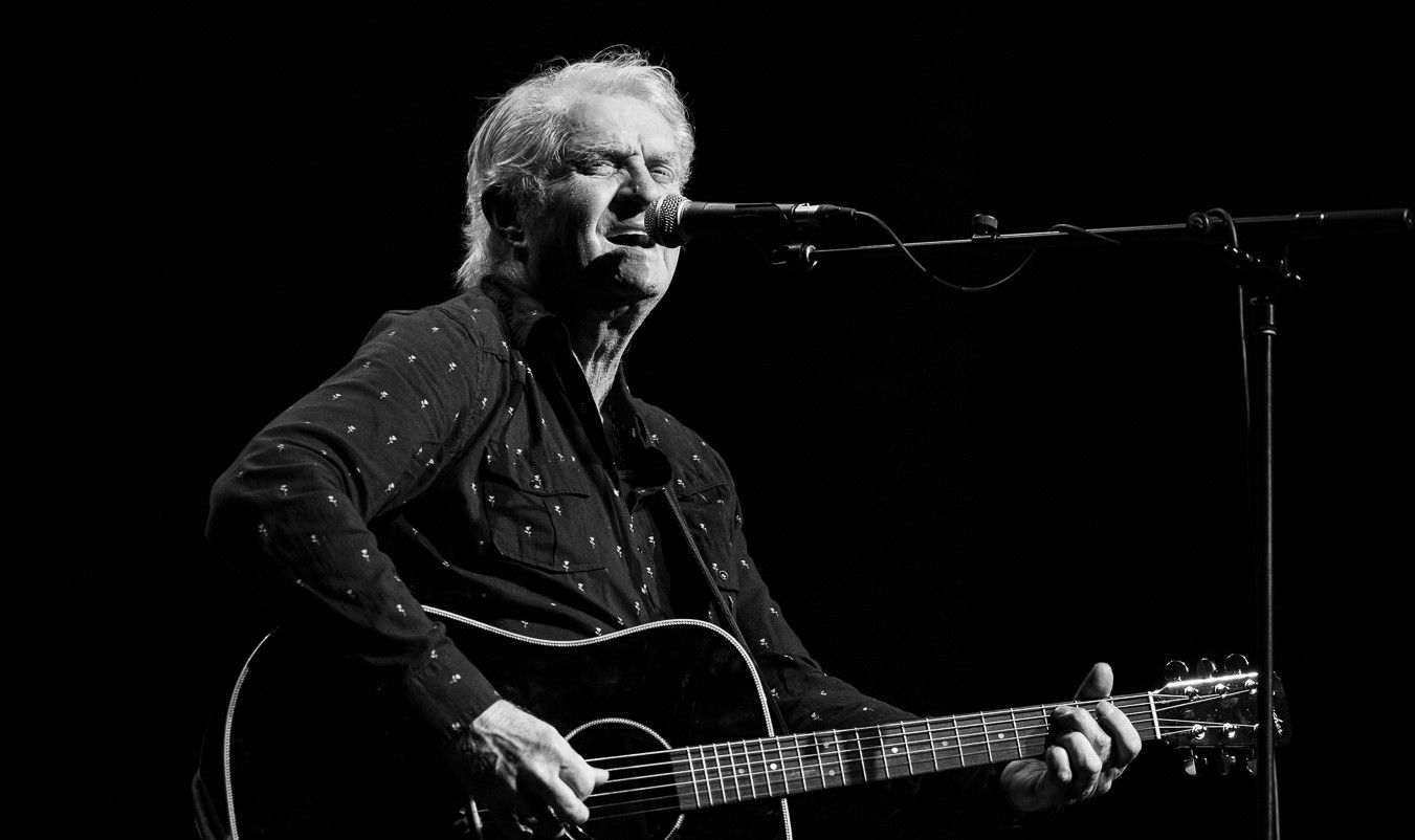 Tom Cochrane