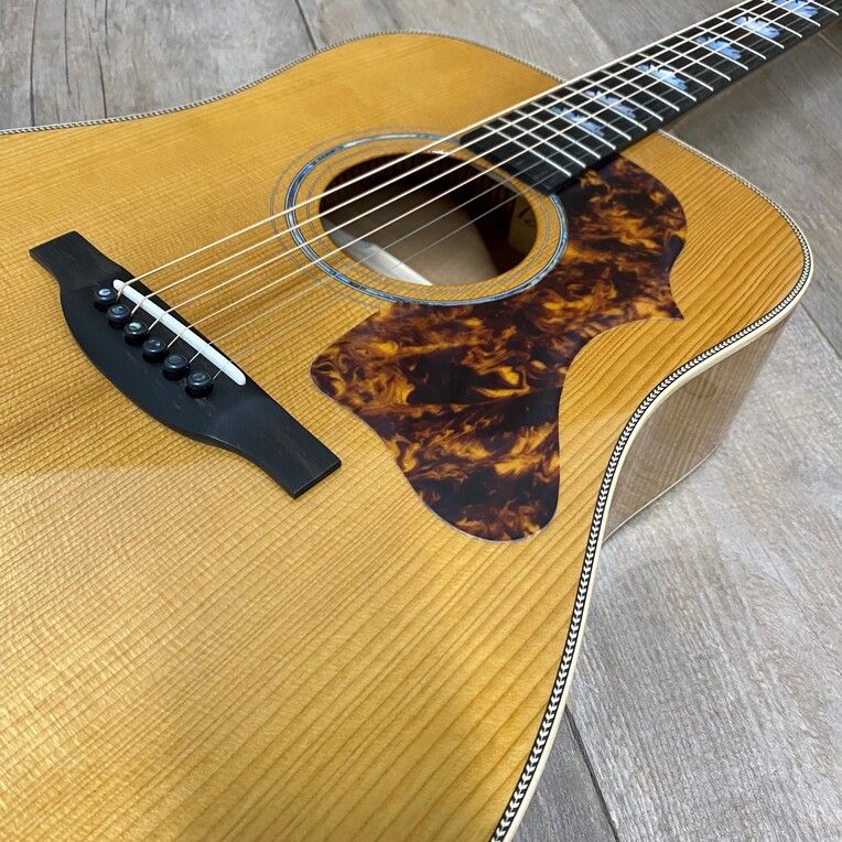 Dreadnought GR-SG-162T