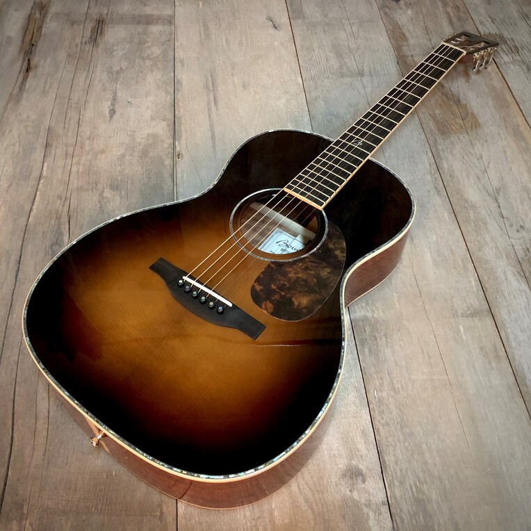 HG-126-BU (Tobacco Burst)