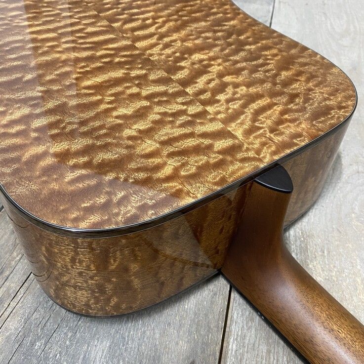 Dreadnought LE-SG-242-M