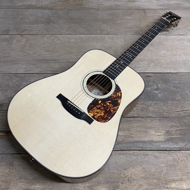 Dreadnought LE-SG-242-M