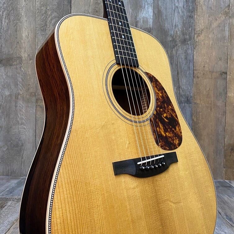 Dreadnought SG-152-V