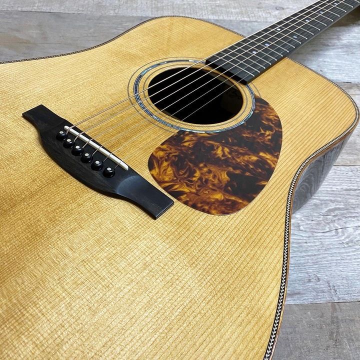 Dreadnought SG-52-MV