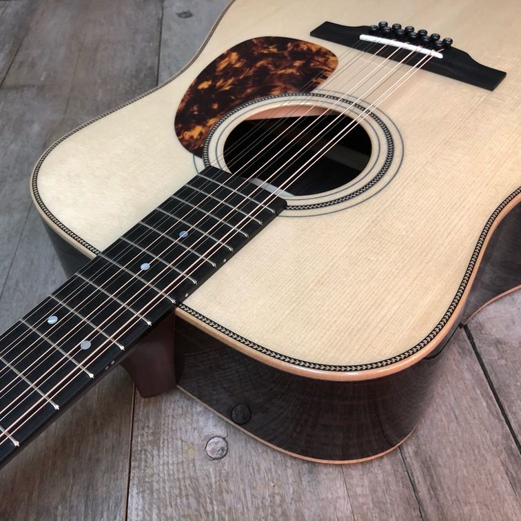 Dreadnought SG12-52-E